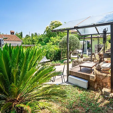 Apartment Nika By Interhome Icici