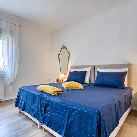 Nika By Interhome Lägenhet Ičići