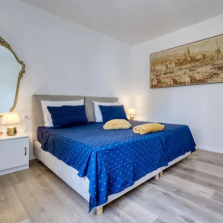 Nika By Interhome Lägenhet Ičići